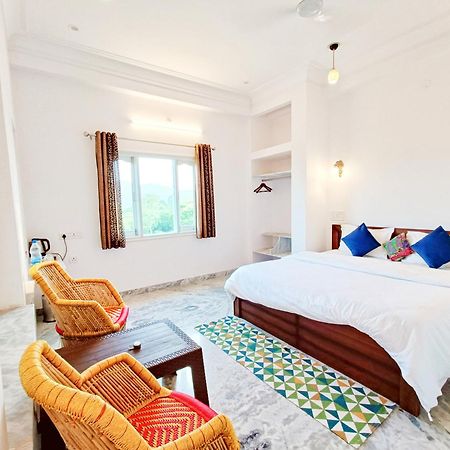 Prakash Ji'S Haveli -Luxurious Lakeside Retreat- 호텔 우다이푸르 객실 사진