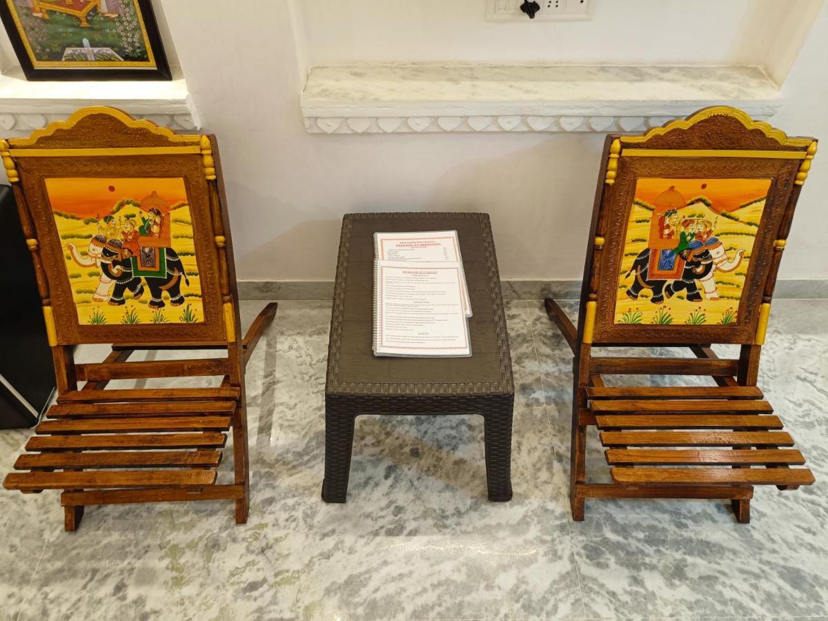 Prakash Ji'S Haveli -Luxurious Lakeside Retreat- 호텔 우다이푸르 외부 사진